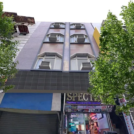 Oyo Hotel Sefali Dx Near Gurudwara Shri Bangla Sahib